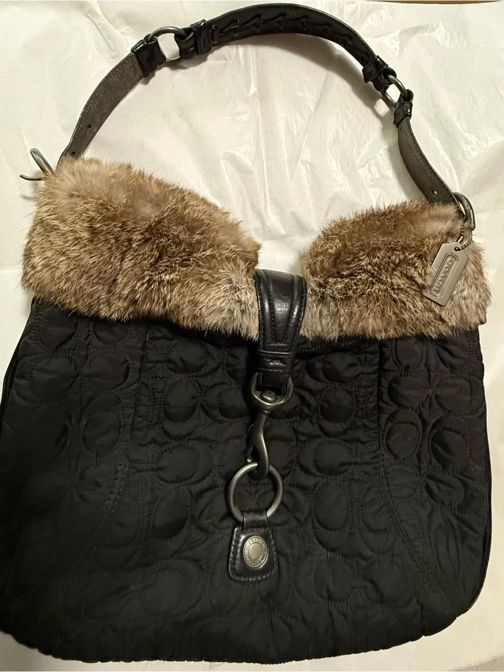 Coach Signature Quilted Fur Trim Hobo Shoulder Bag Black Nylon Leather - Picture 1 of 7